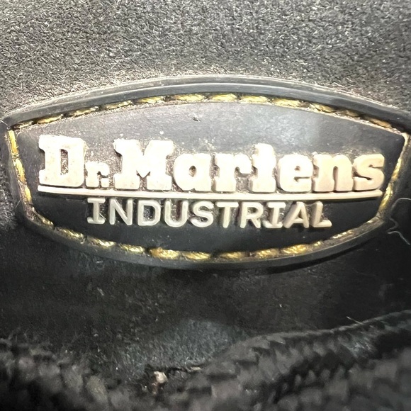 Dr. Martens Industrial Mila Black Leather Lace Up Women Shoes 8 - Picture 16 of 16